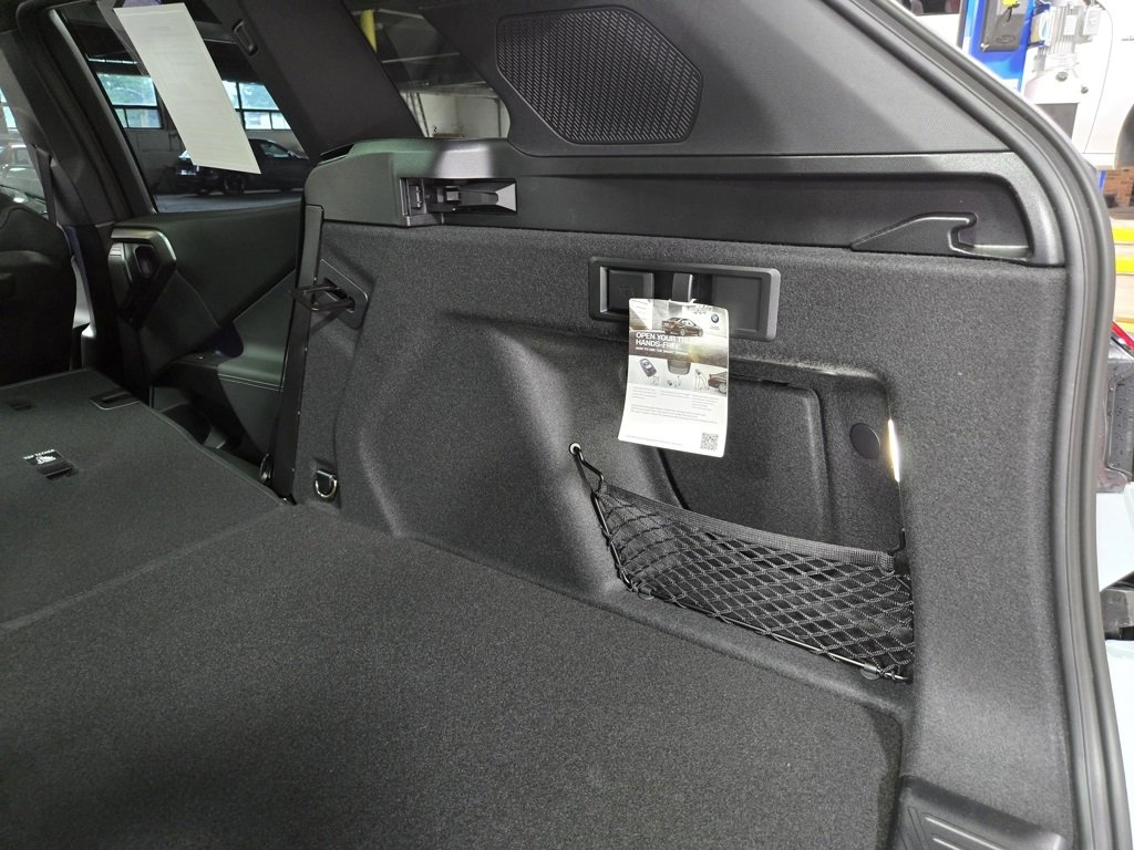 Used 2025 BMW X3 M50 w/ Premium Package image 50