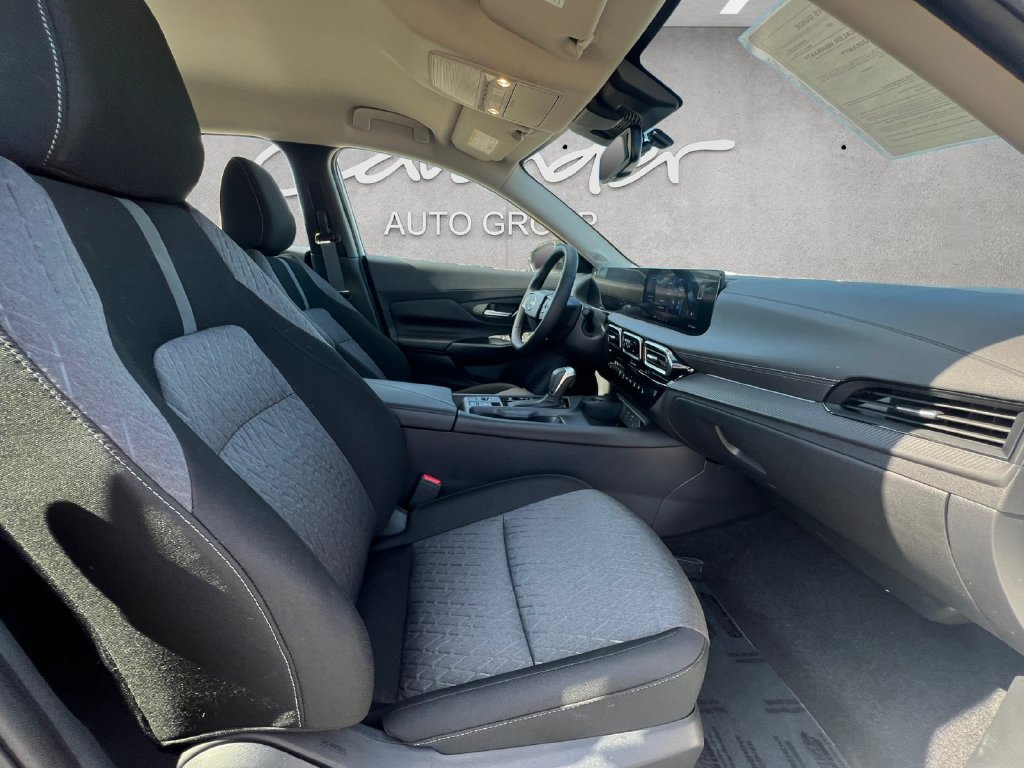 Certified 2026 Nissan Sentra SV w/ SV Convenience Package FWD image 24