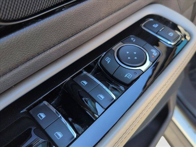 Used 2020 Lincoln Aviator Reserve w/ Class IV Trailer Tow Package RWD image 11