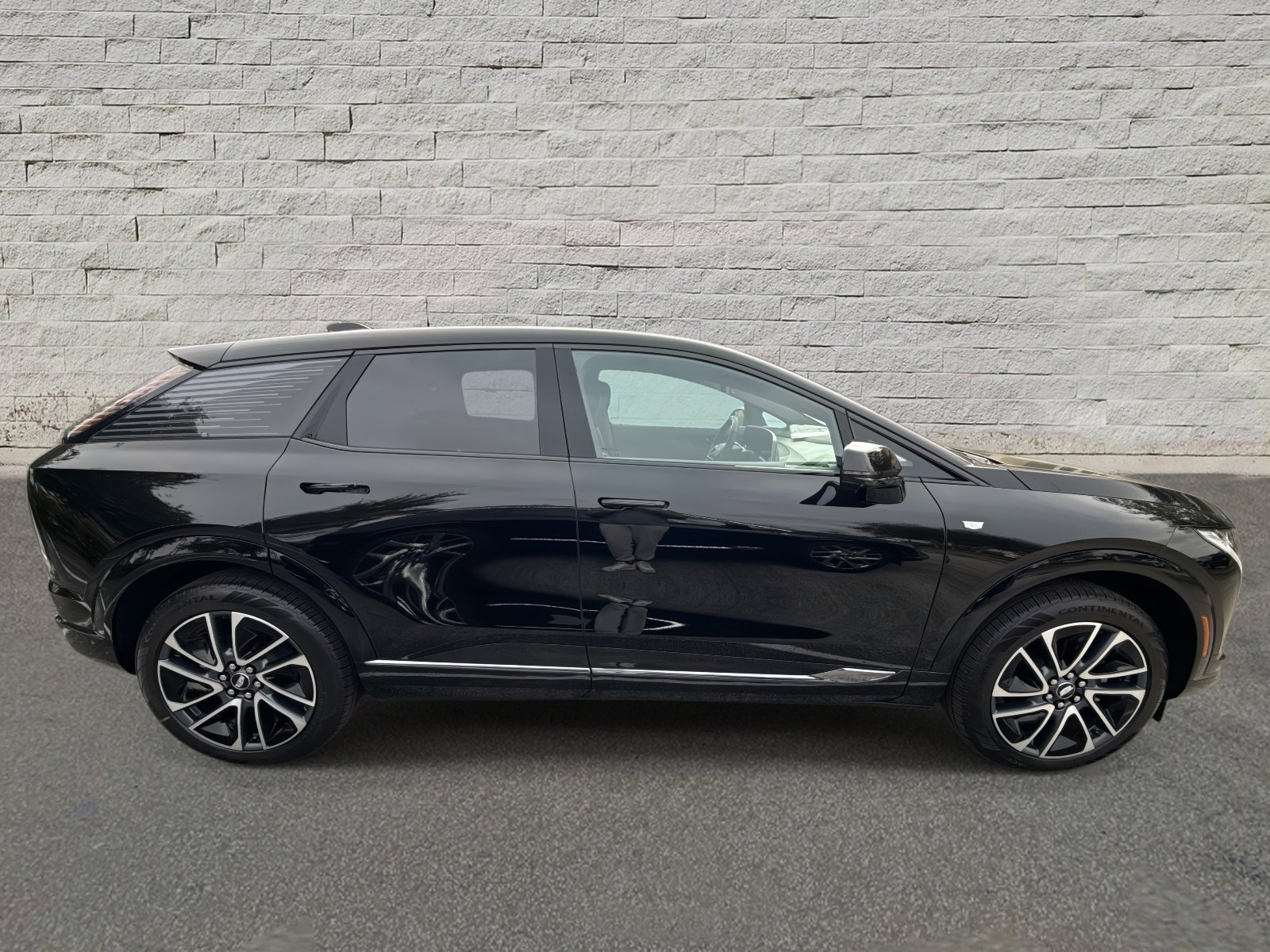 New 2026 Cadillac Optiq Sport 1 image 4