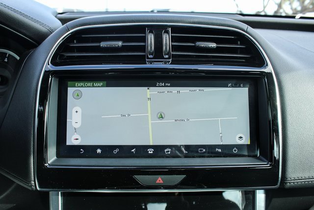 Used 2020 Jaguar XE S image 22