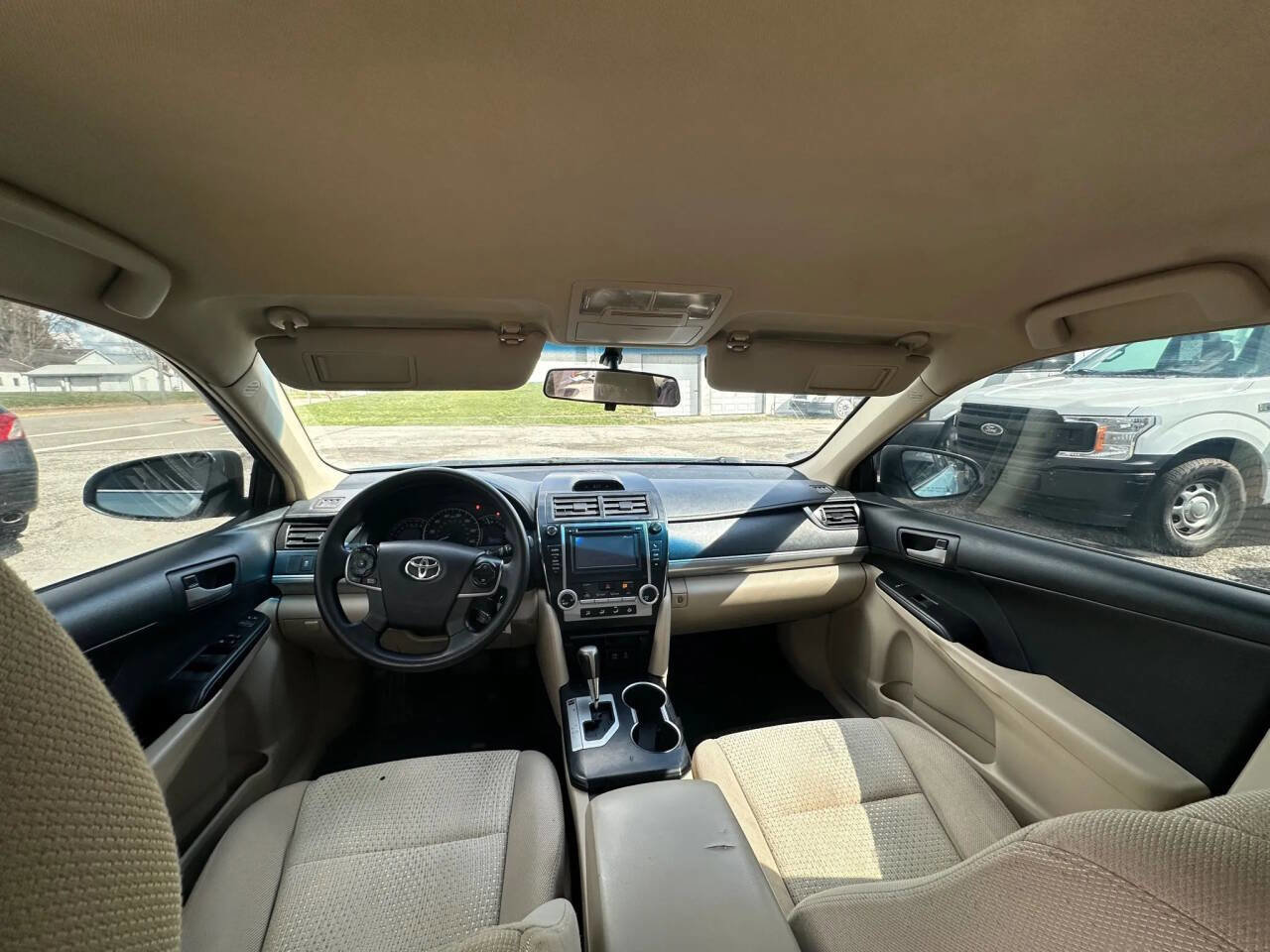 Used 2013 Toyota Camry LE image 14