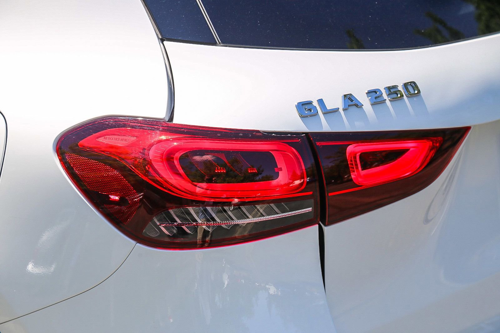 Used 2022 Mercedes-Benz GLA 250 4MATIC image 8