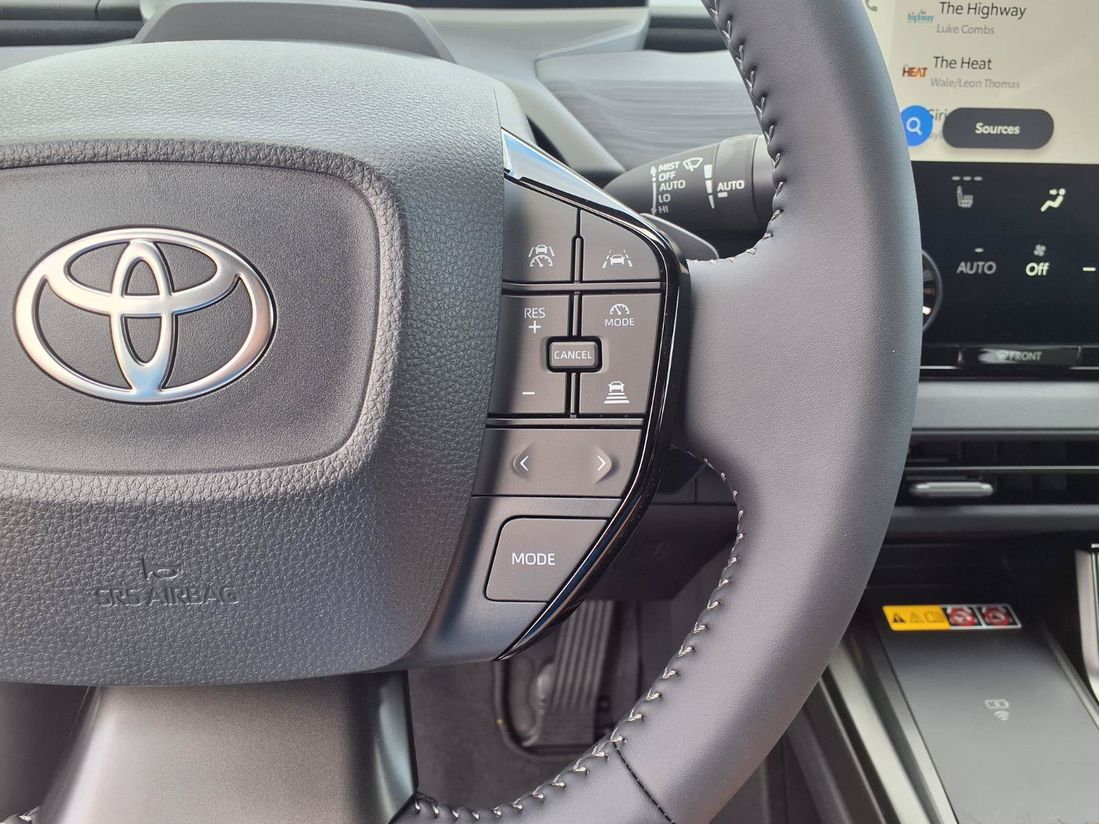 New 2026 Toyota C-HR AWD/4WD image 19