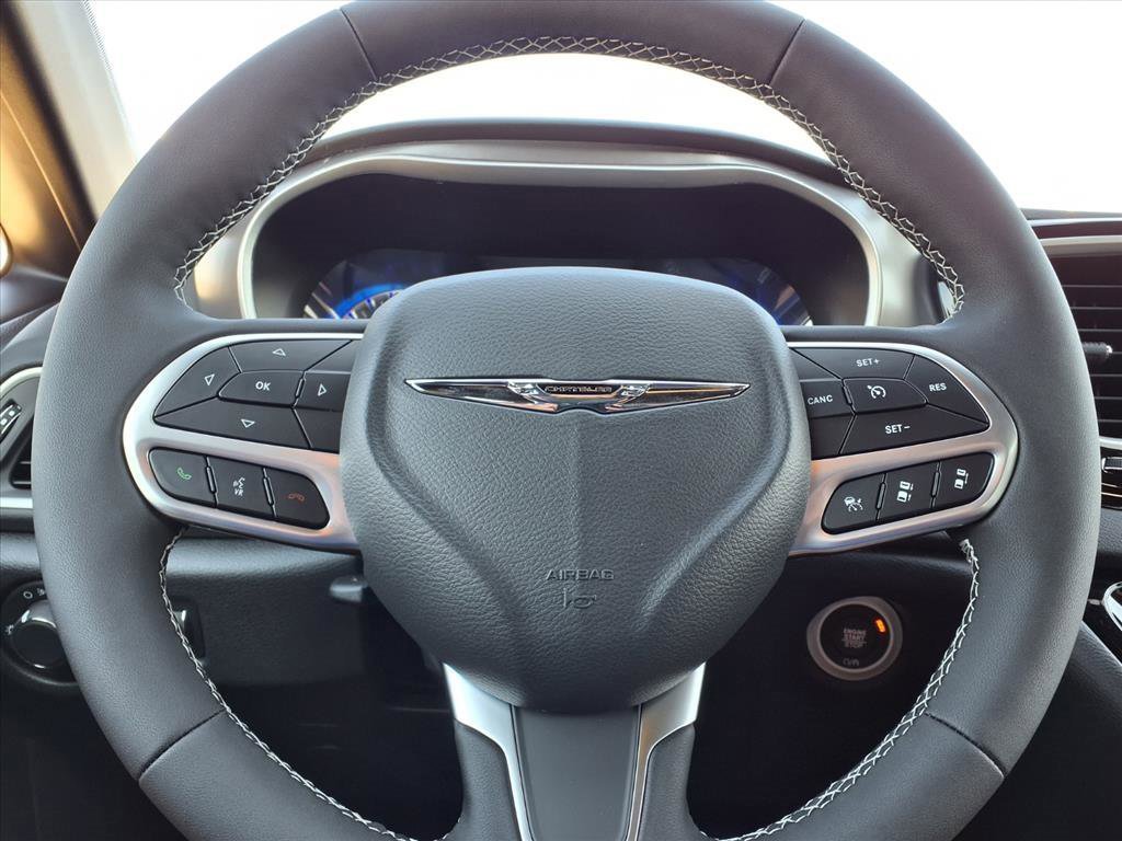 New 2026 Chrysler Voyager LX image 10