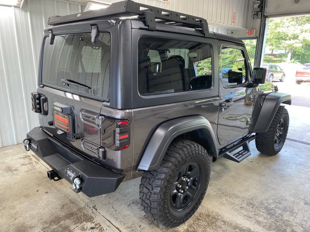 Used 2025 Jeep Wrangler Sport AWD/4WD image 13