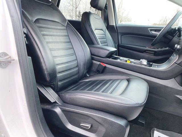 Used 2019 Ford Edge SEL w/ Equipment Group 201A image 27