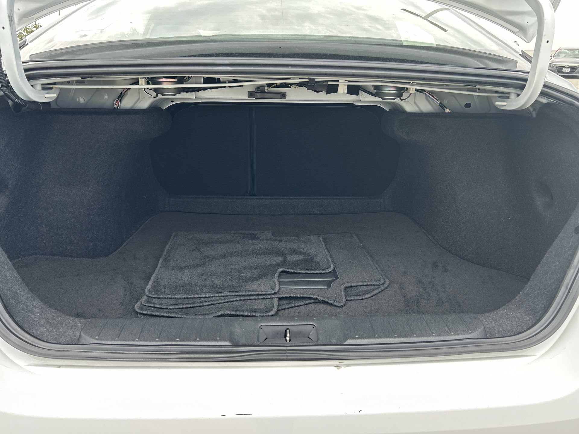 Used 2024 Nissan Sentra SV FWD image 20
