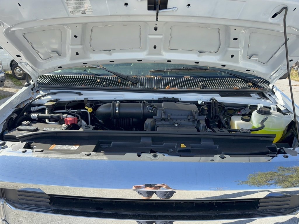 New 2026 Ford E-350 and Econoline 350 Super Duty w/ Power Equipment Group image 23