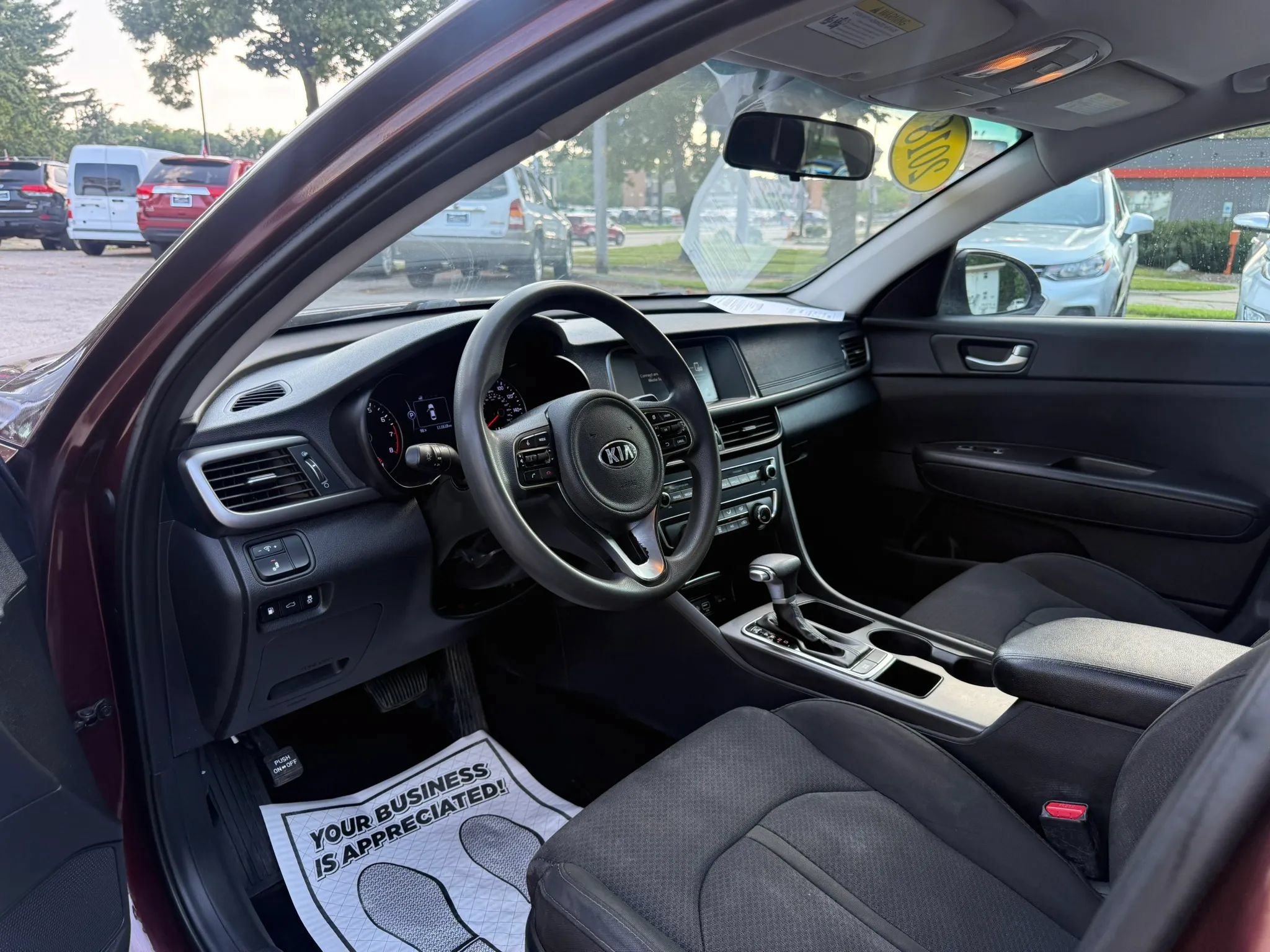 Used 2018 Kia Optima LX FWD image 10
