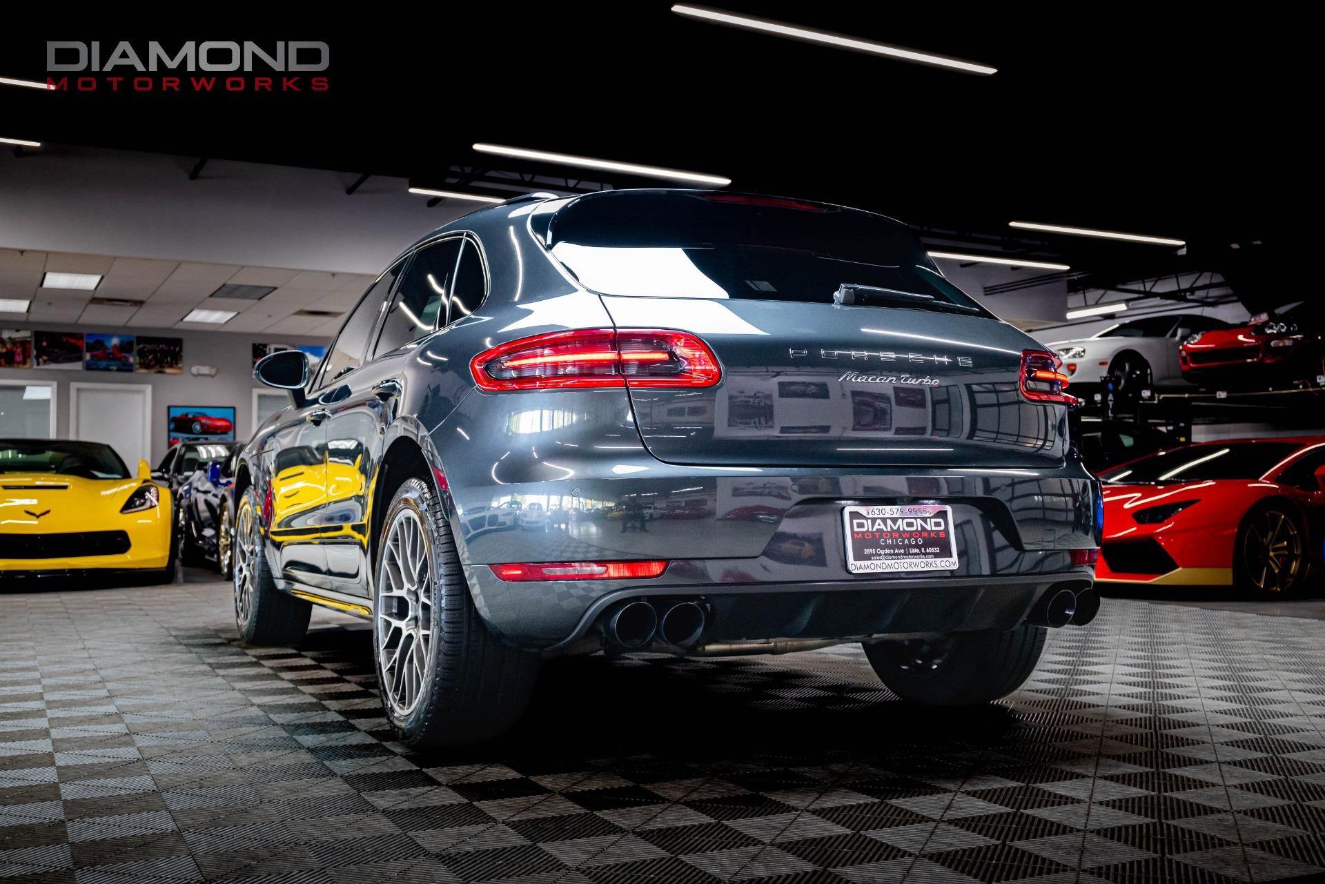 Used 2018 Porsche Macan Turbo image 35