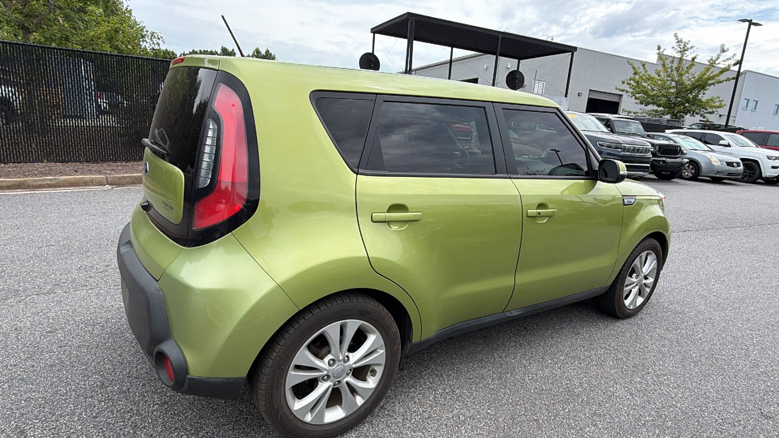 Used 2014 Kia Soul + w/ Primo Package FWD image 8