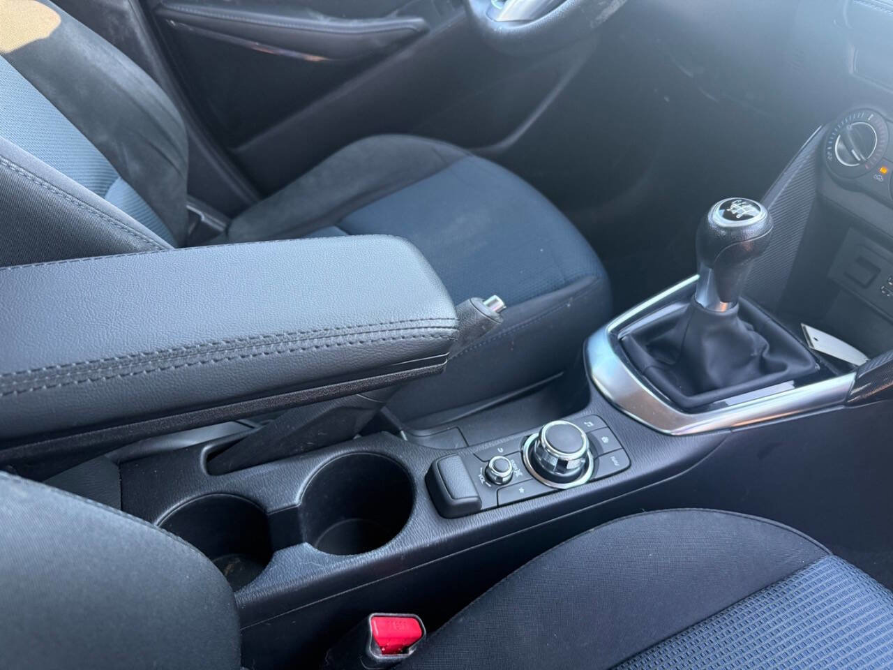 Used 2016 Scion iA Base 4dr Sedan 6M image 40