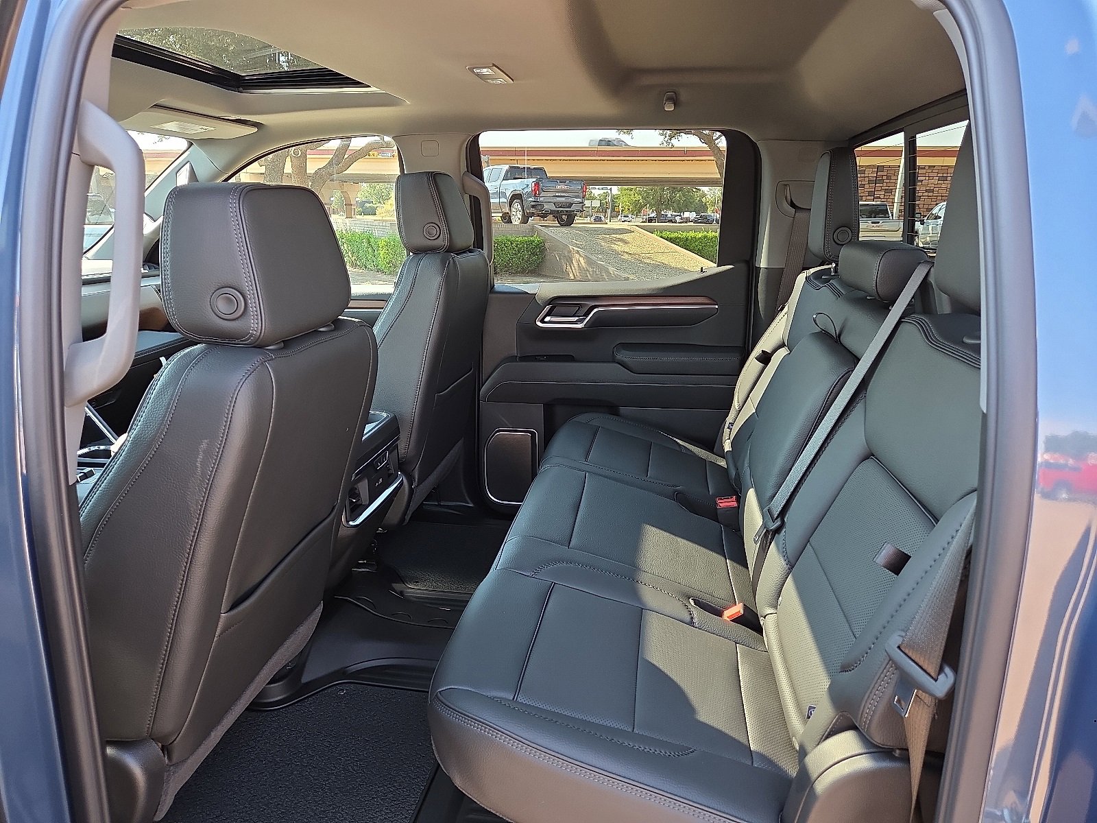 New 2026 GMC Sierra 1500 Denali image 9