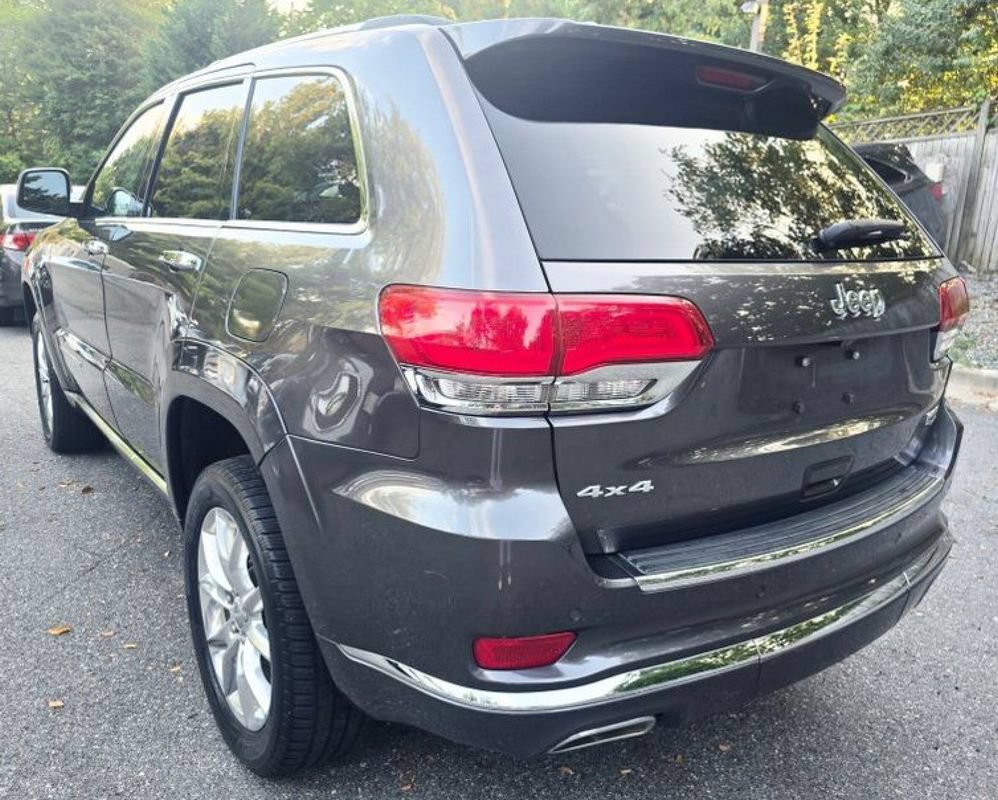 Used 2015 Jeep Grand Cherokee Summit AWD/4WD image 5