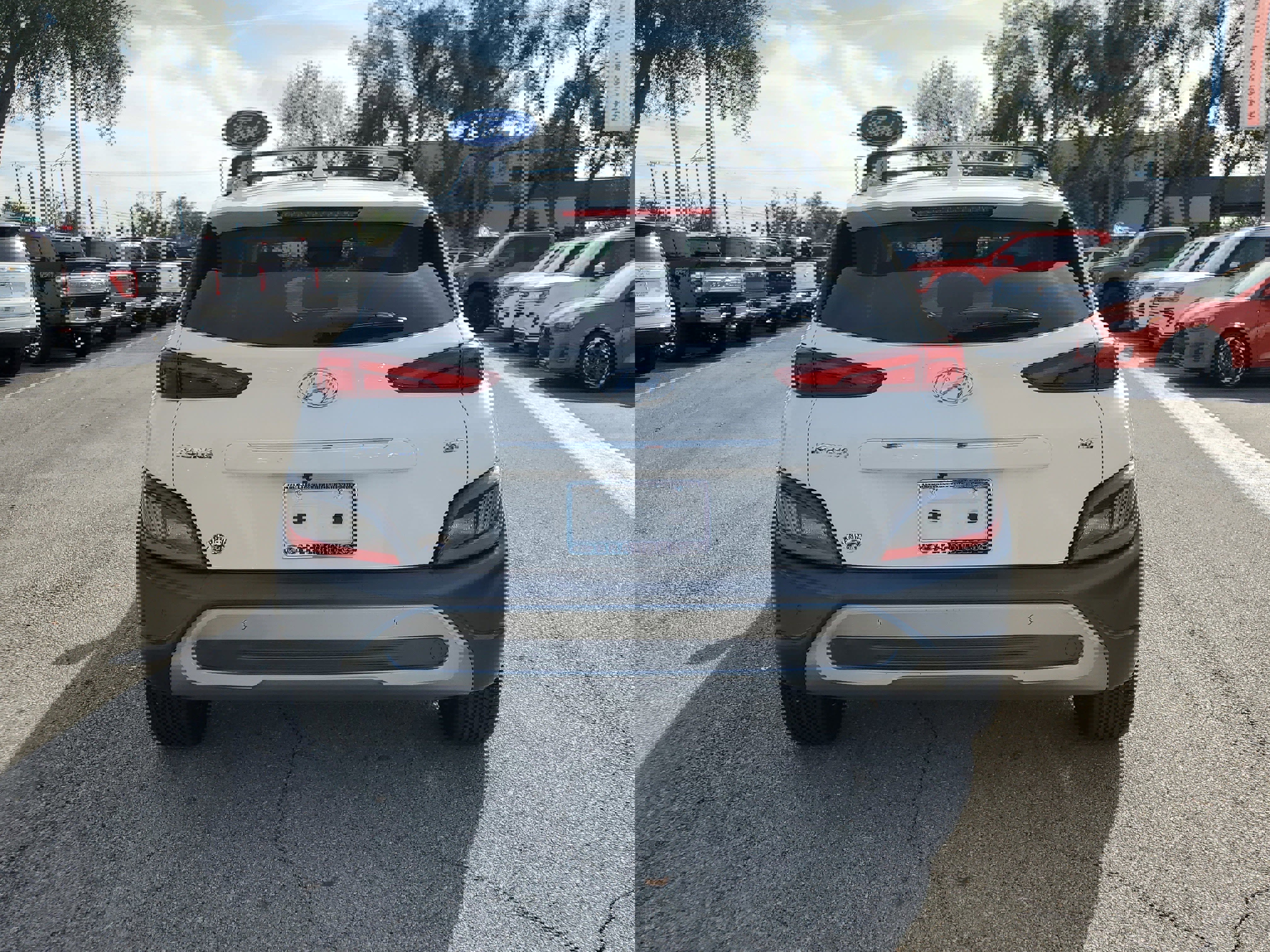 Used 2022 Hyundai Kona Limited image 8