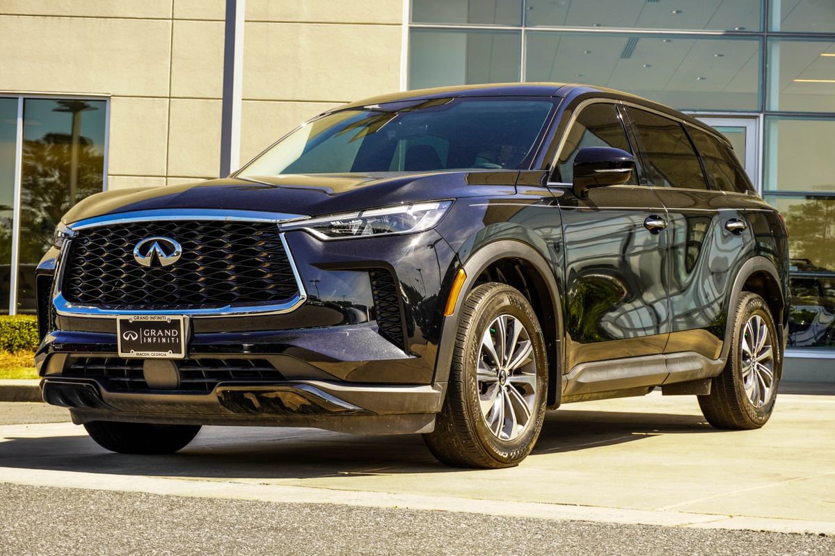 Certified 2023 INFINITI QX60 Pure image 8
