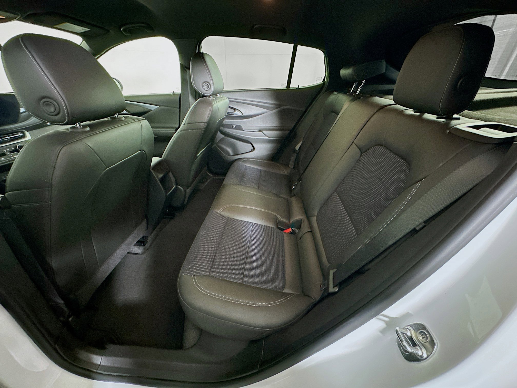 Used 2024 Buick Envista Preferred w/ Convenience I Package image 25