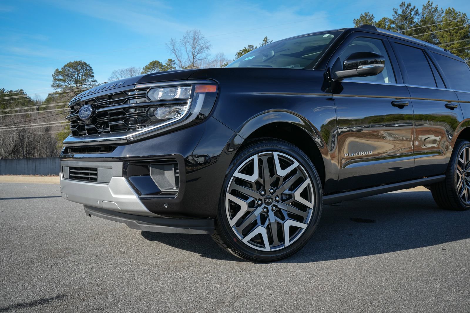 New 2026 Ford Expedition Platinum w/ Platinum Ultimate Package AWD/4WD image 4