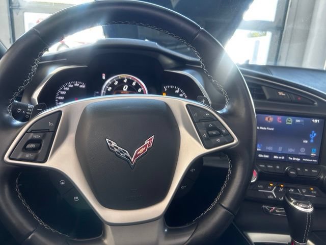 Used 2017 Chevrolet Corvette Stingray Coupe w/ 1LT RWD image 25