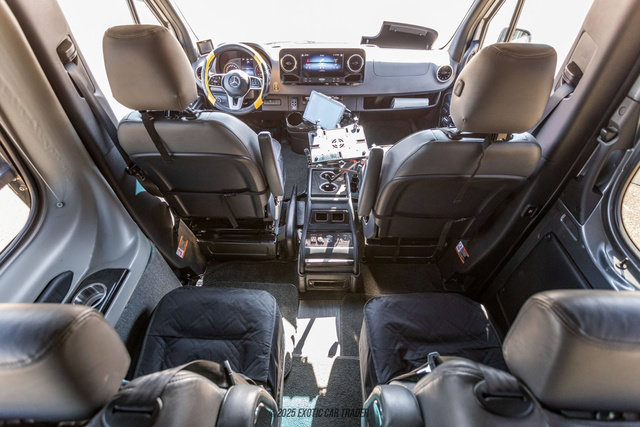 Used 2022 Mercedes-Benz Sprinter 3500 image 35