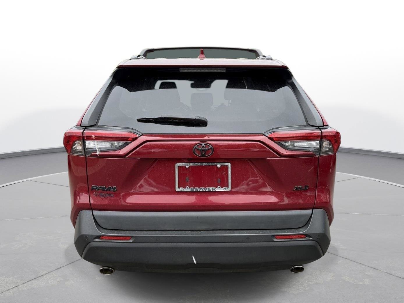 Used 2021 Toyota RAV4 XLE Premium FWD image 7