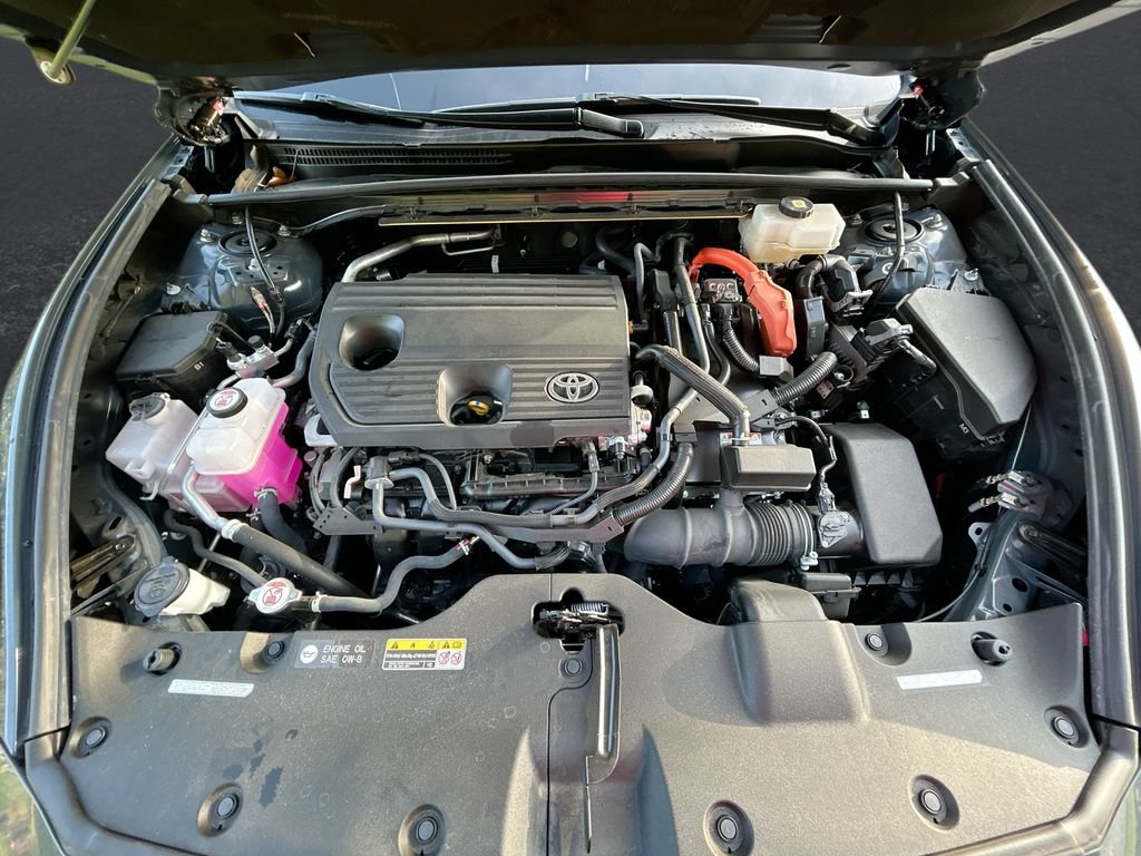 Certified 2025 Toyota Crown AWD/4WD image 33