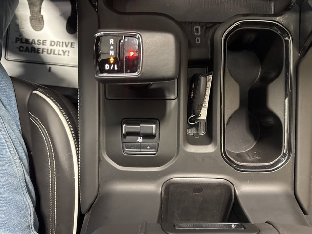 Used 2025 GMC Sierra 1500 AT4X image 13
