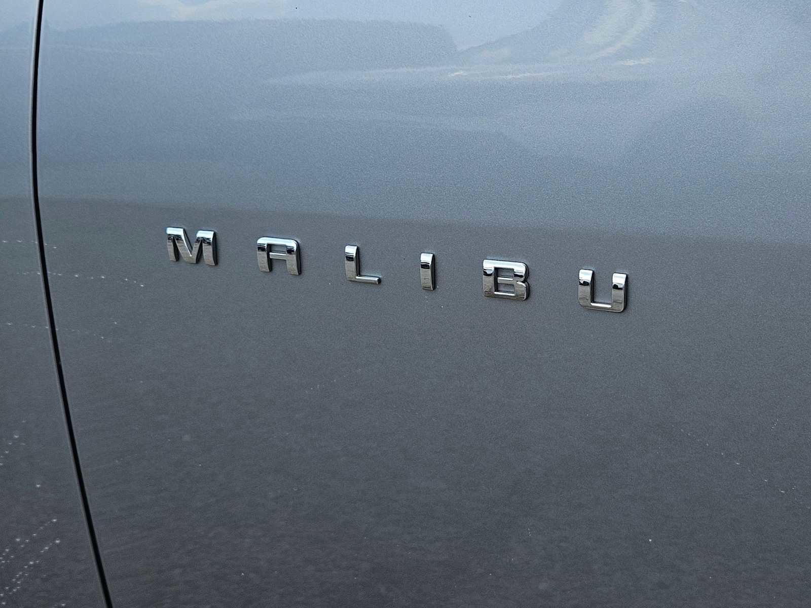 Used 2025 Chevrolet Malibu LT image 13