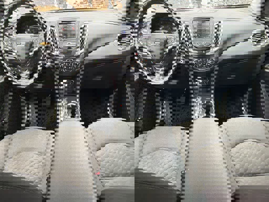 Used 2020 Chevrolet Equinox LT image 19