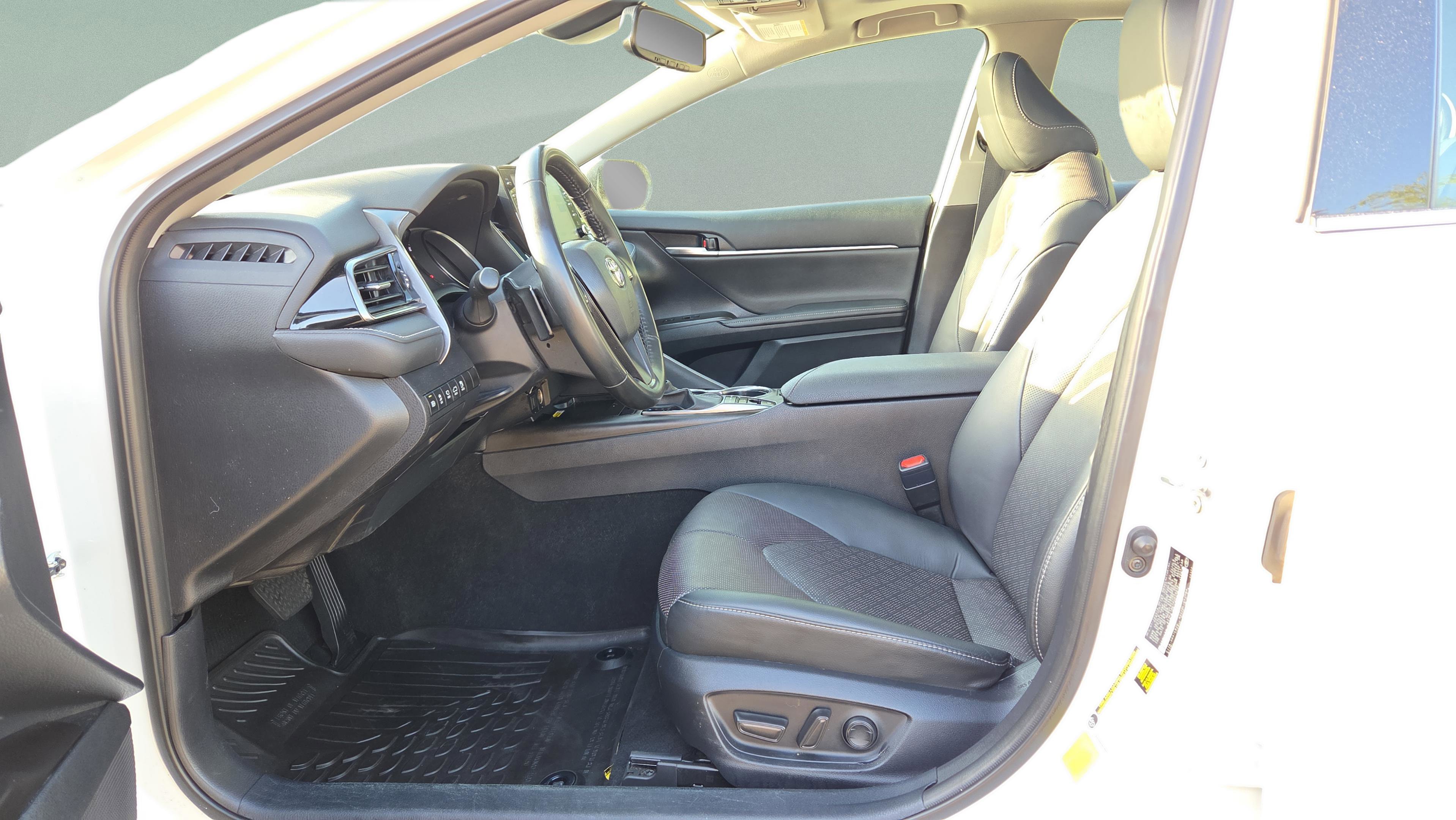 Used 2023 Toyota Camry XSE w/ Driver Assist Package image 10