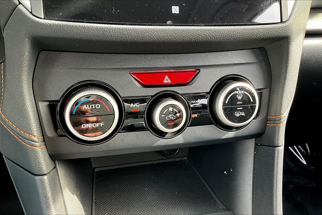 Used 2019 Subaru Crosstrek 2.0i Limited w/ Moonroof Package w/Navigation AWD/4WD image 15