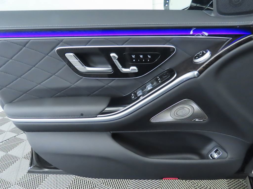 New 2026 Mercedes-Benz S 580e 4MATIC Sedan image 26