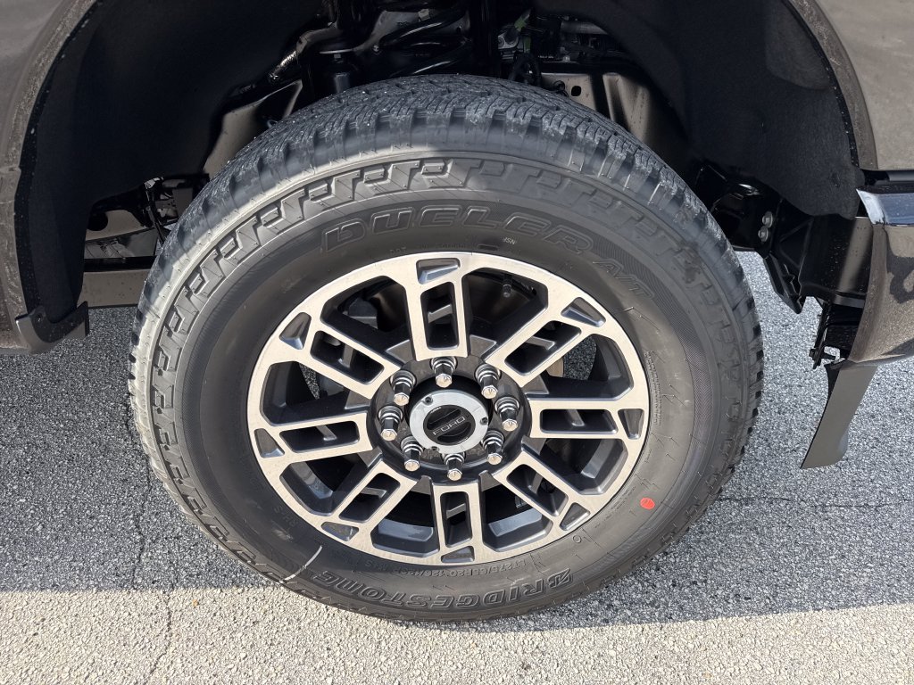 New 2026 Ford F250 Platinum w/ Platinum Plus Package AWD/4WD image 13