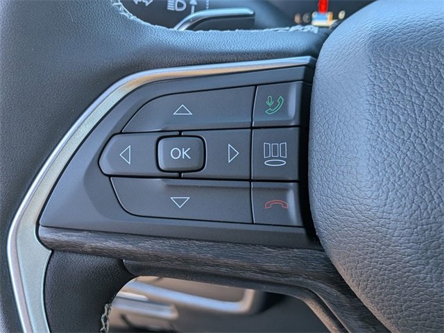 New 2025 Jeep Grand Cherokee Limited w/ Black Appearance Package image 19