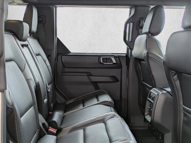 Used 2025 Ford Bronco Outer Banks w/ Sasquatch Package AWD/4WD image 23