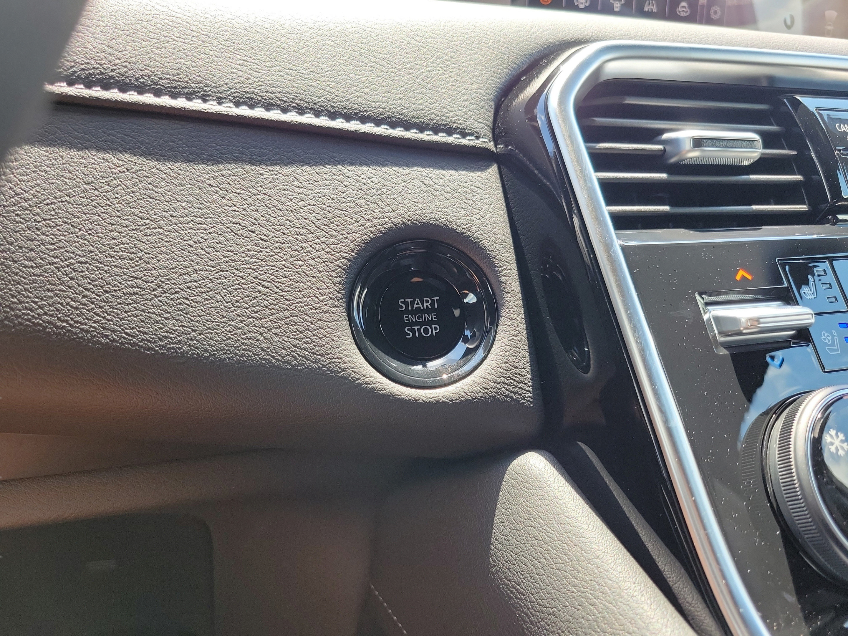 New 2026 Nissan Armada Platinum RWD image 28