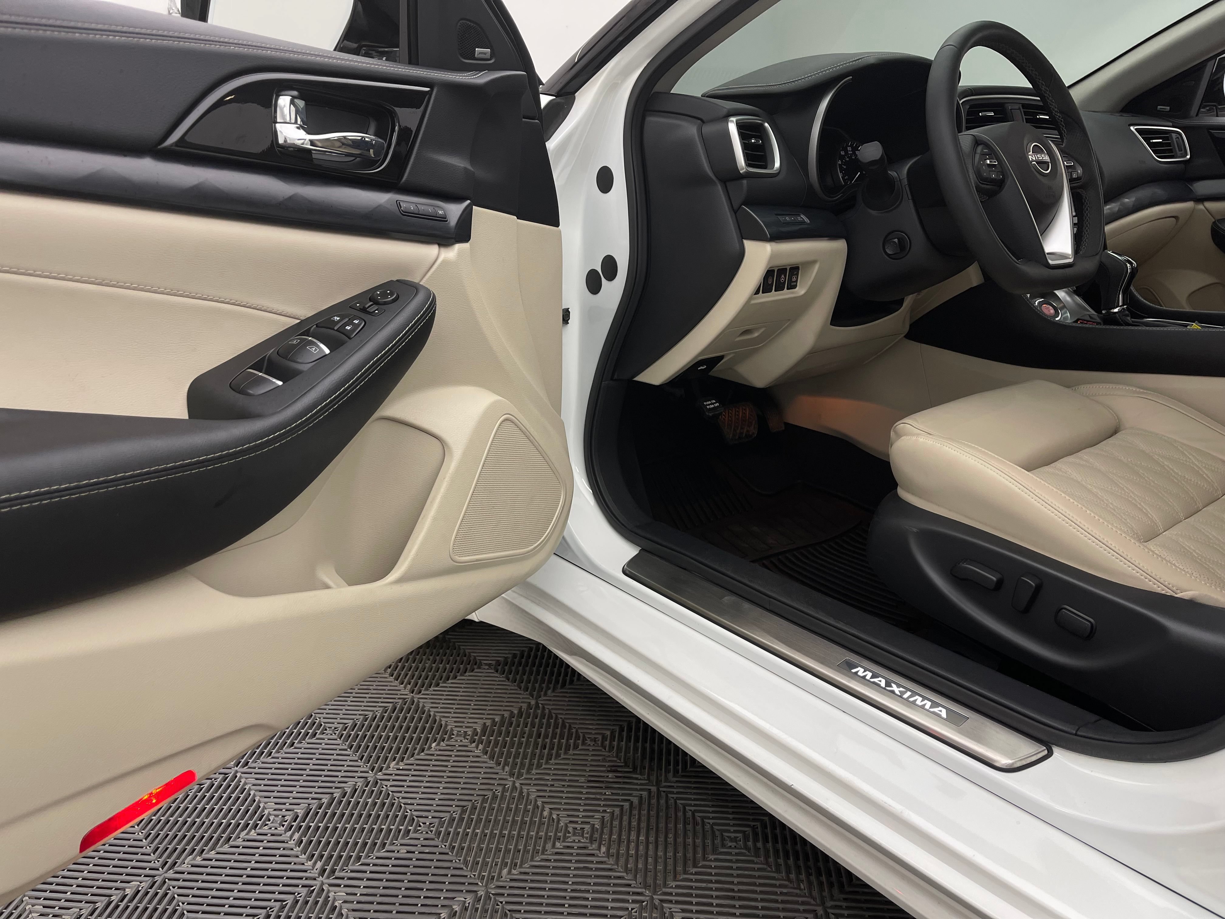 Used 2023 Nissan Maxima Platinum w/ Sport Mat Group FWD image 16