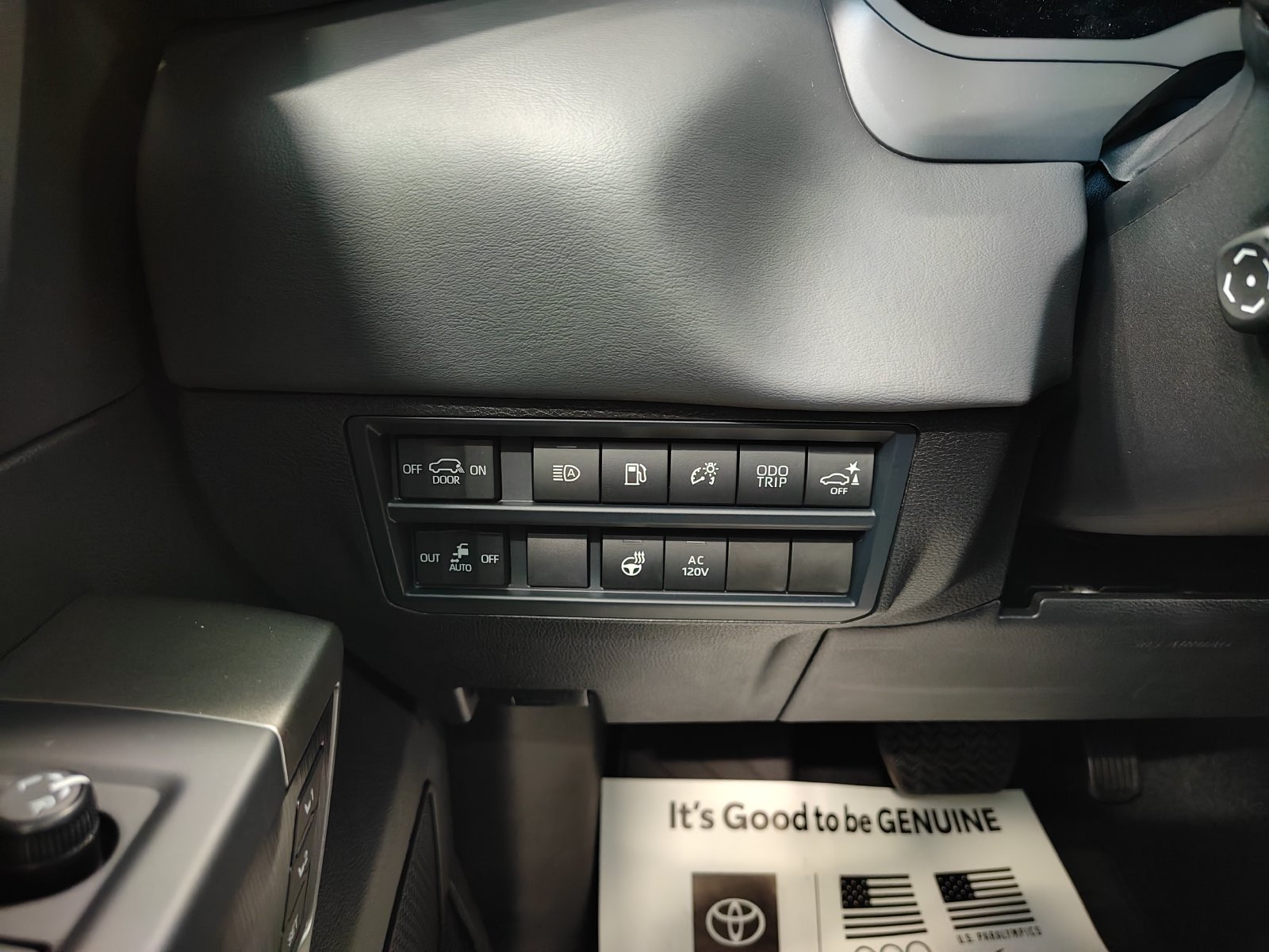 New 2026 Toyota Sequoia Platinum AWD/4WD image 27