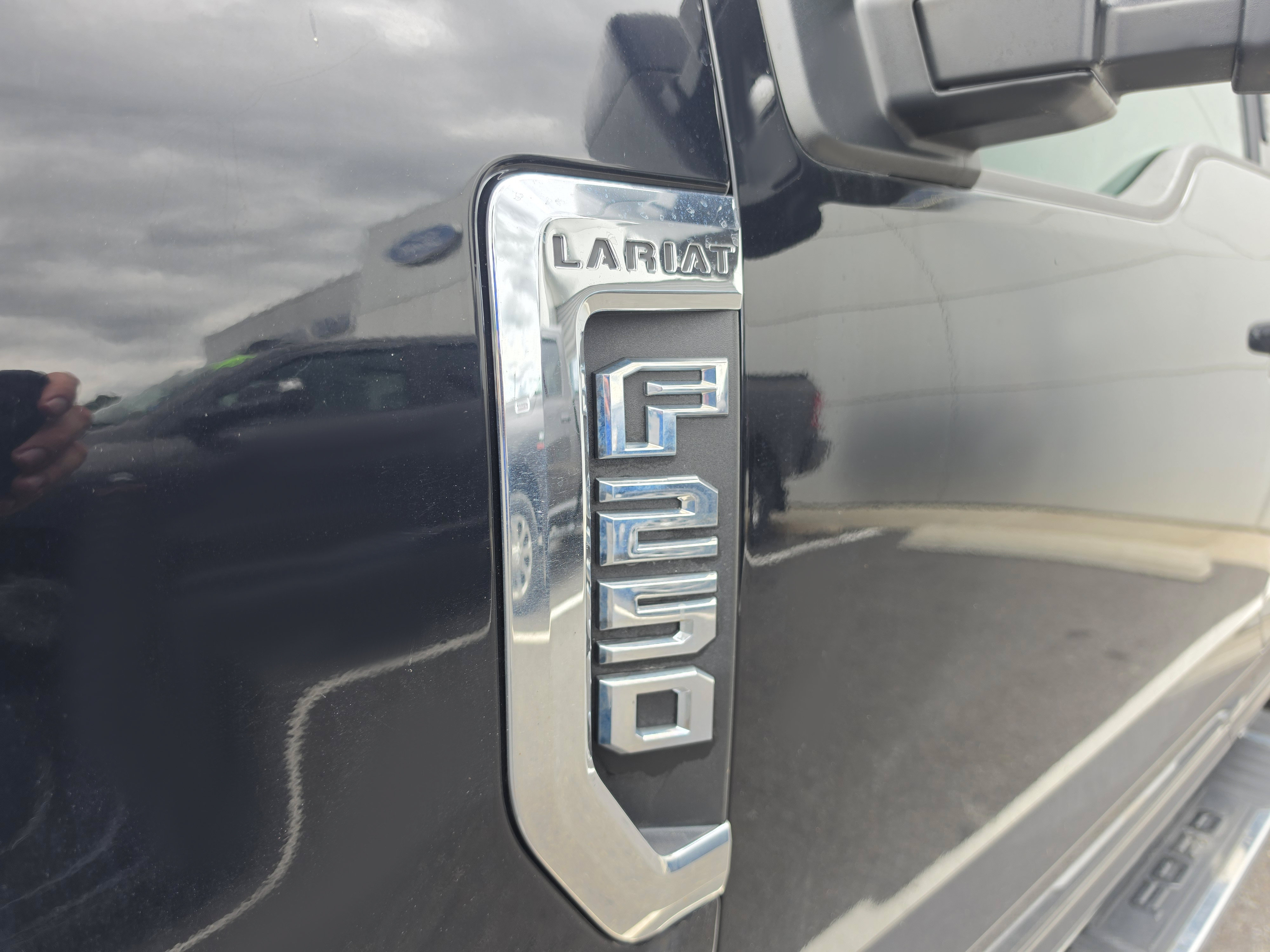 Used 2021 Ford F250 Lariat w/ Lariat Value Package AWD/4WD image 10