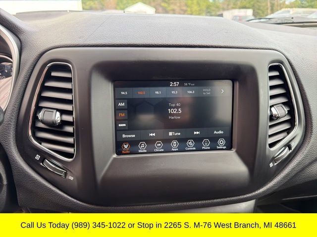 Used 2018 Jeep Compass Latitude w/ Popular Equipment Group image 17