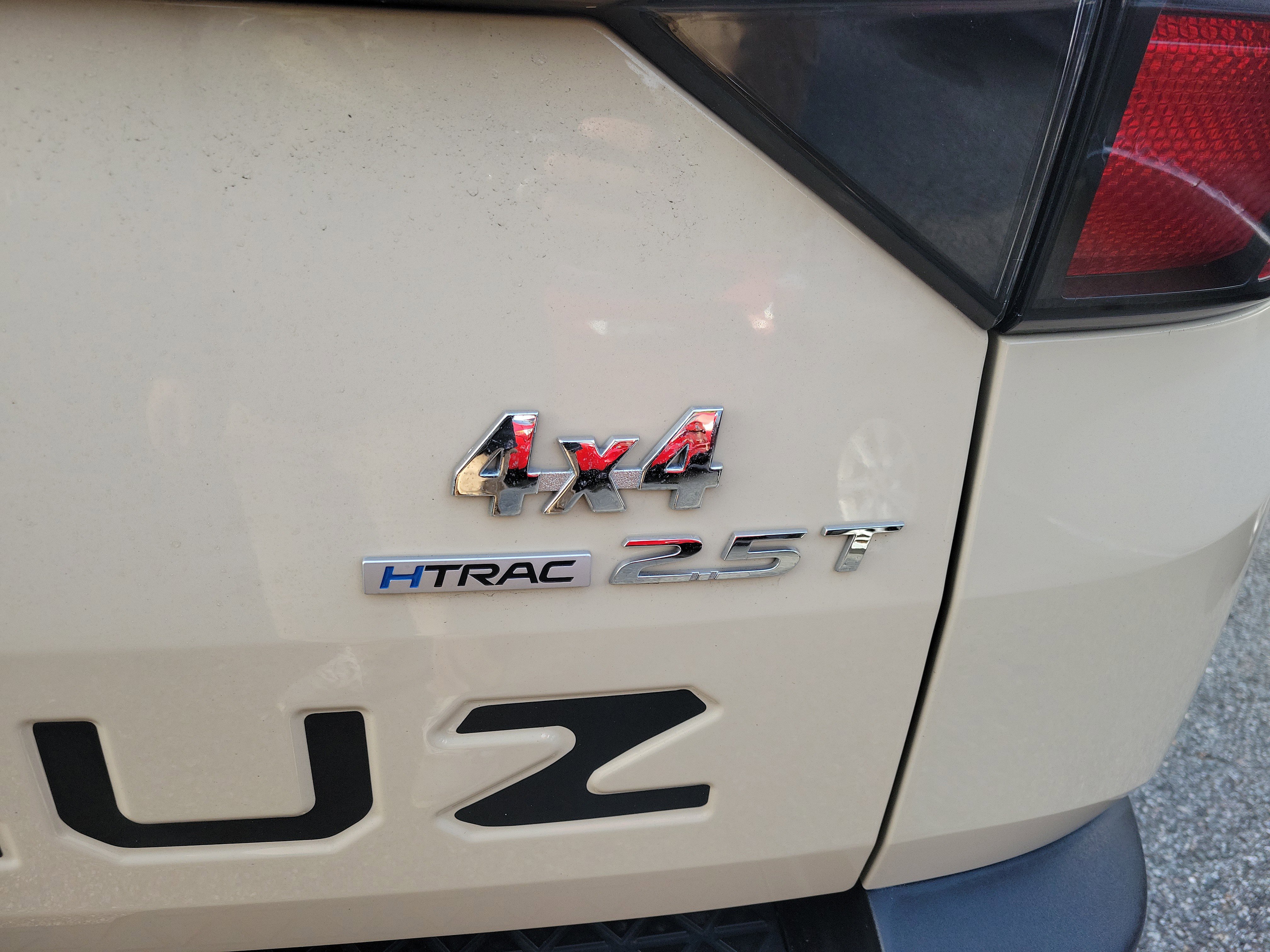 Used 2022 Hyundai Santa Cruz Limited w/ Cargo Package image 17