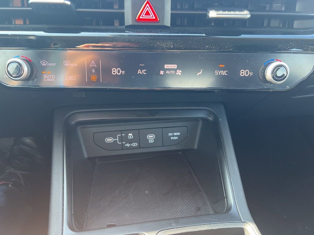 Used 2025 Kia K5 LXS image 13