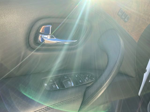 Used 2021 Nissan Armada SL w/ Captain's Chairs Package RWD image 25