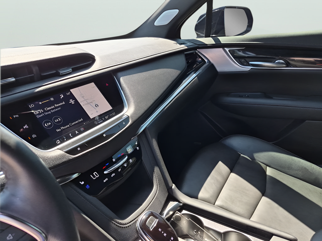 Used 2021 Cadillac XT5 Premium Luxury FWD image 32