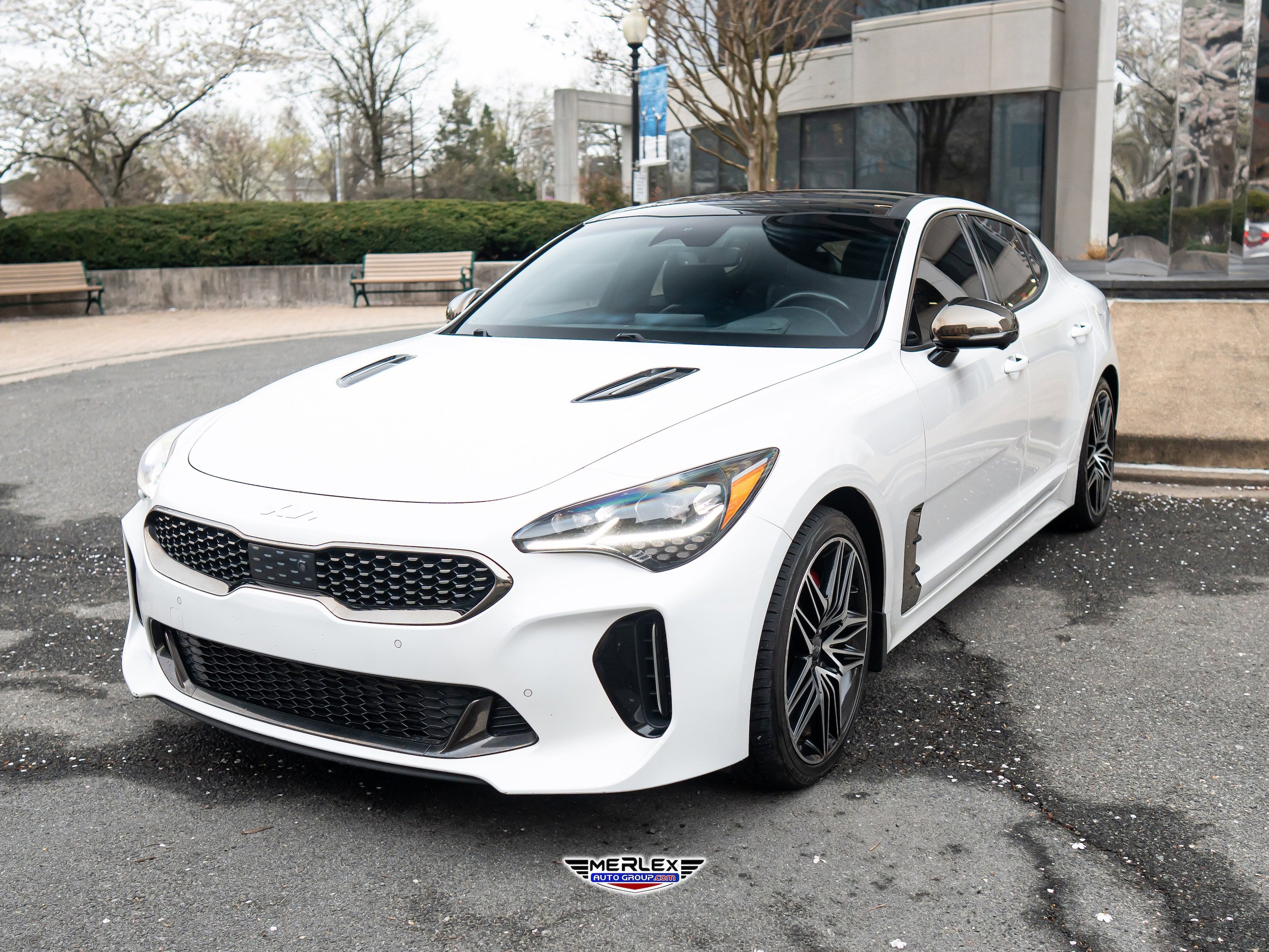 Used 2022 Kia Stinger GT2 image 3