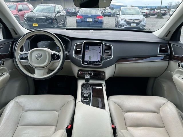 Used 2019 Volvo XC90 T6 Momentum w/ Advanced Package image 11