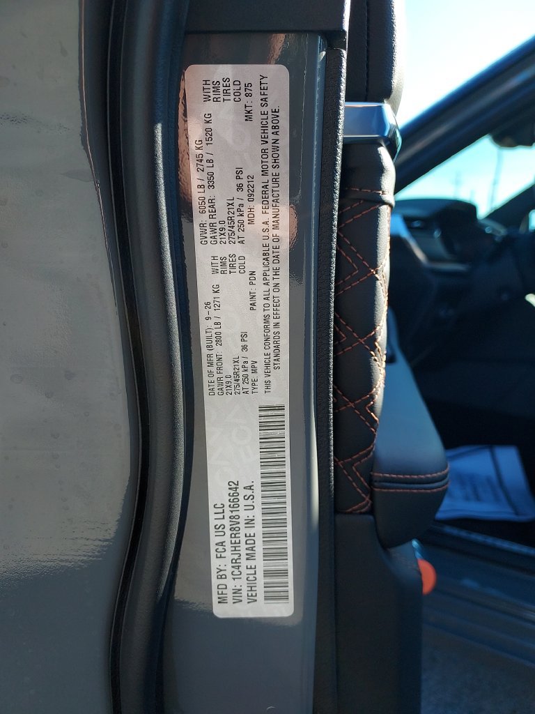 New 2027 Jeep Grand Cherokee Summit AWD/4WD image 25