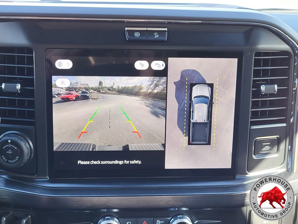 New 2026 Ford F250 Lariat w/ Black Appearance Package image 25