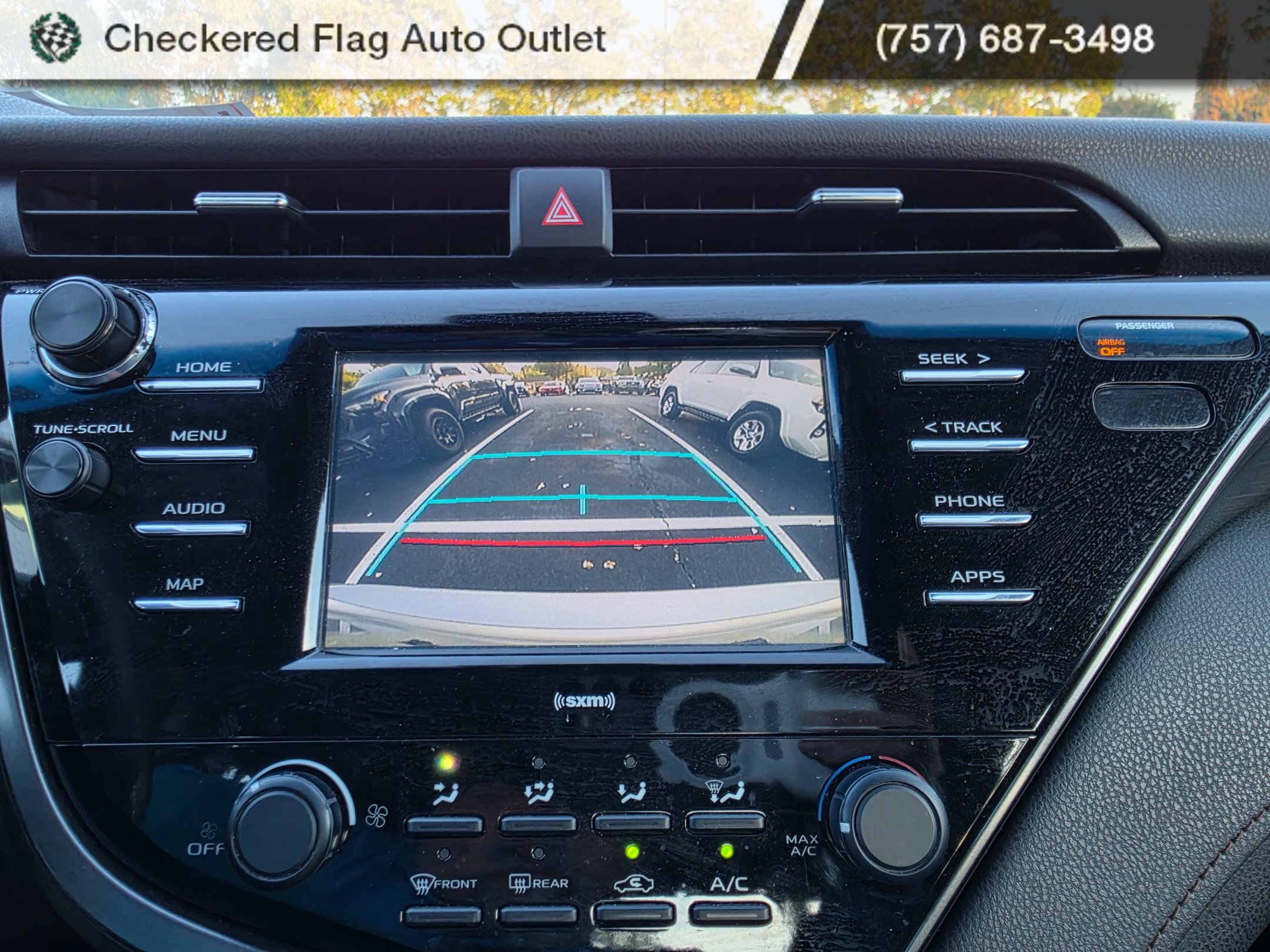 Used 2020 Toyota Camry LE FWD image 15